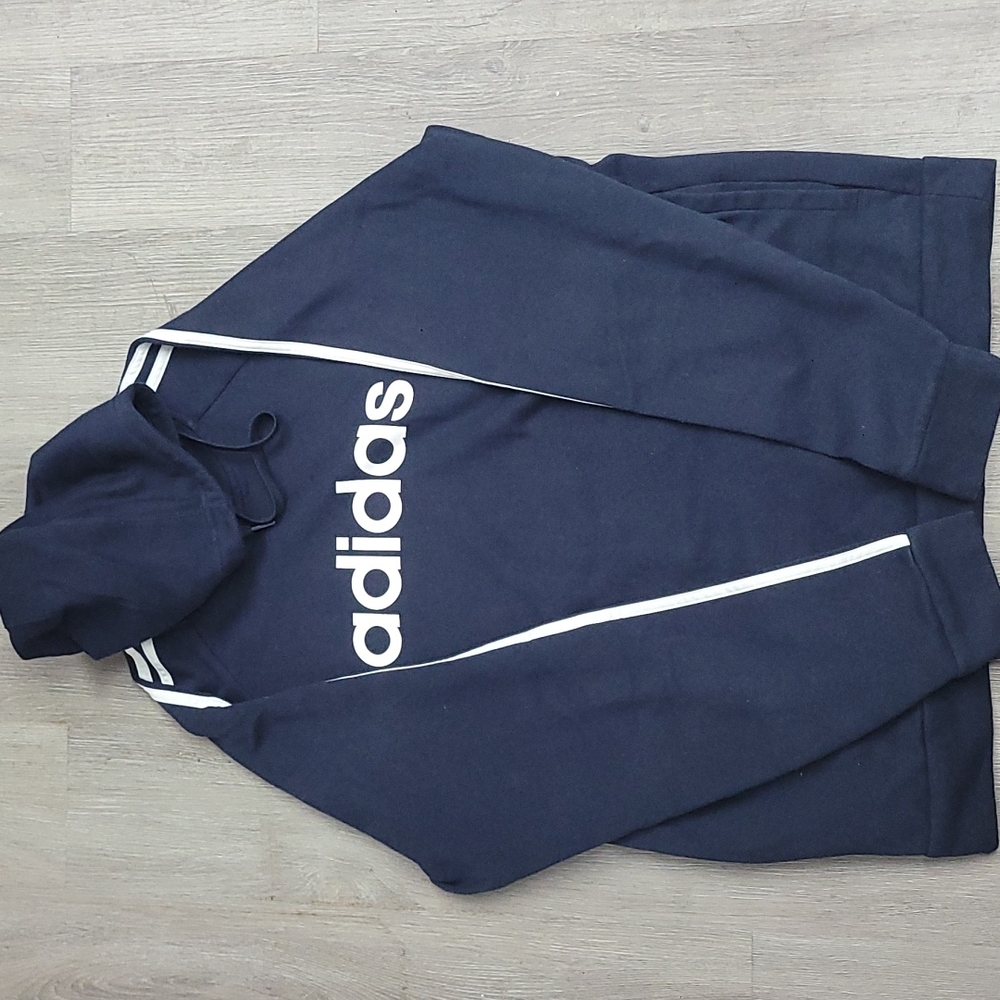 Adidas sweater